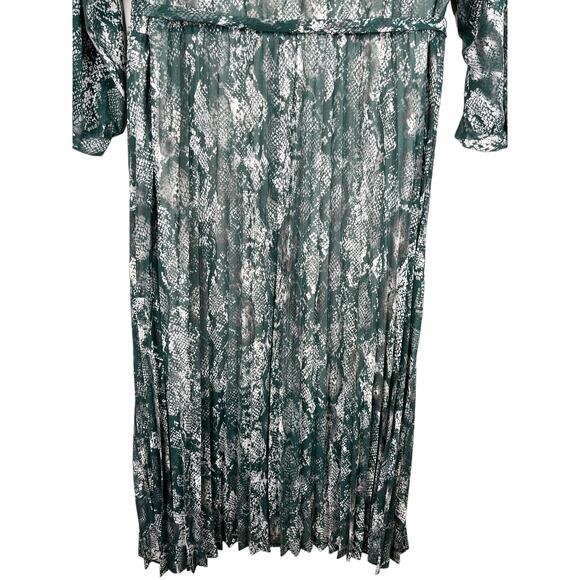 Ava & Viv Faux Wrap Maxi Dress 4X Green Animal Print Lined - Picture 12 of 12